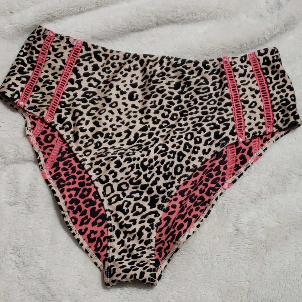 High Waisted Leopard Bikini Bottoms